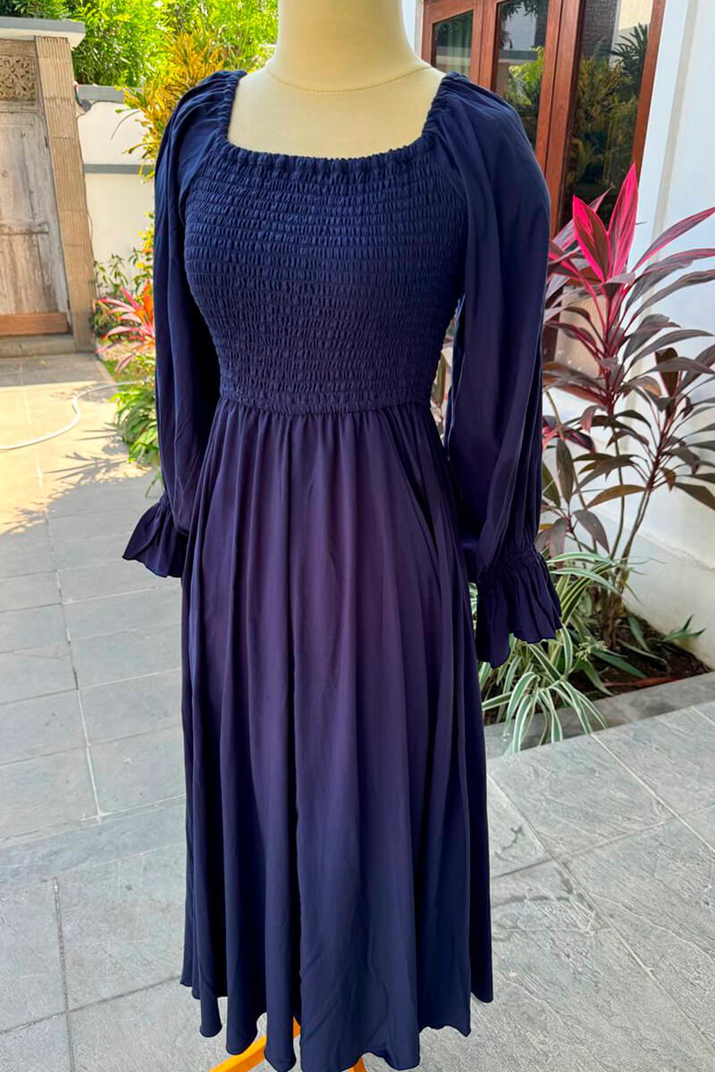 Платье Вринда (цвет темно-синий, длина миди) - съемочный образец